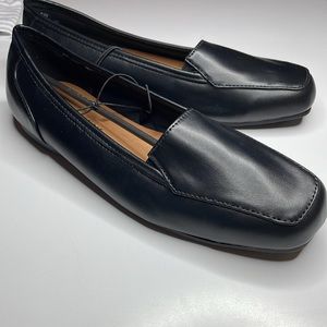 Libbie Slip-Ons by Harborsides Black size 6.5 NWT